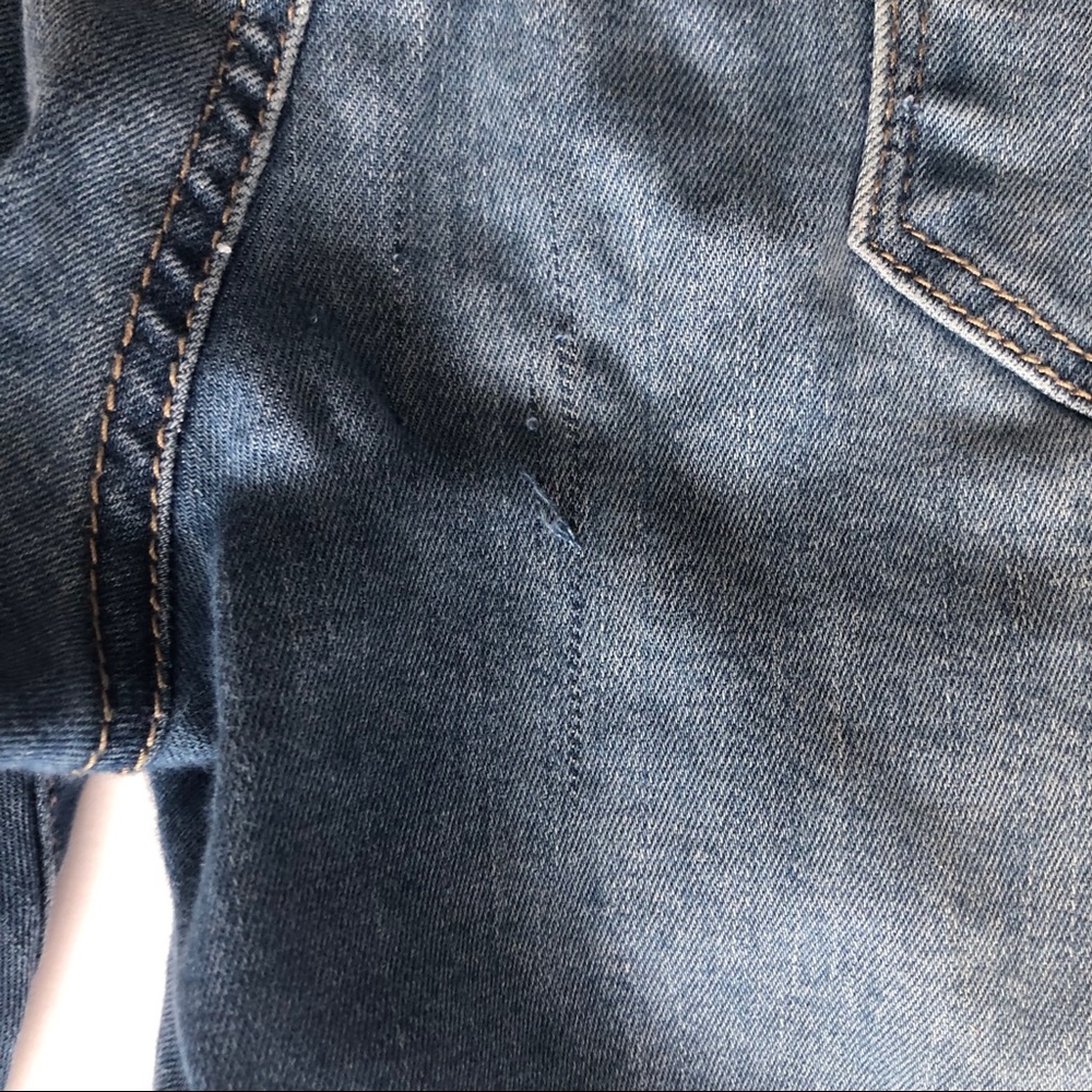 REFUGE RIPPED JEANS - Picture 4 of 6